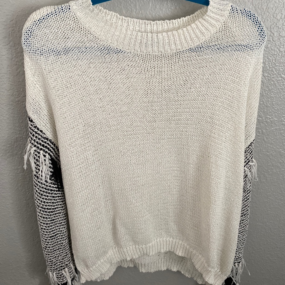 Sweater - Picture 2 of 4